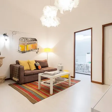 Ginjinha House - 4 - Bairro Alto - With Ac! Pensjonat